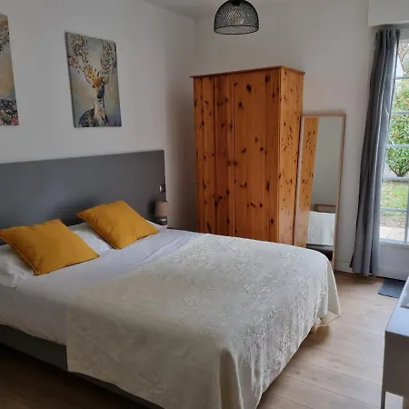 Aux Rochers De L'ocean 3*