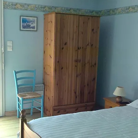 Aux Rochers De L'ocean