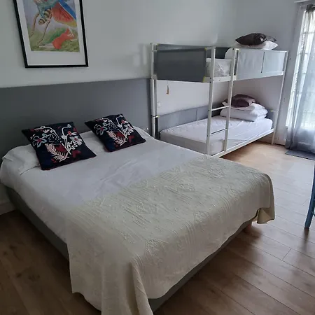 Aux Rochers De L'ocean Givrand