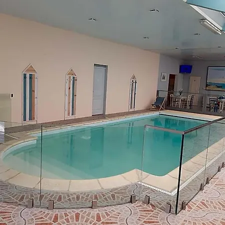 Aux Rochers De L'ocean Hotel