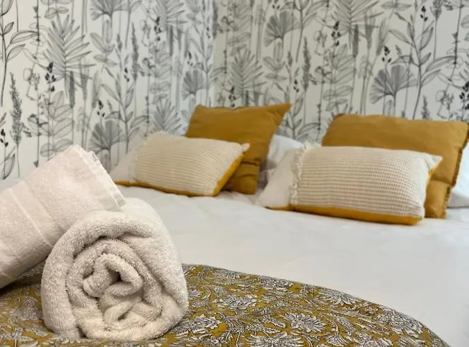 Aux Rochers De L'ocean Givrand